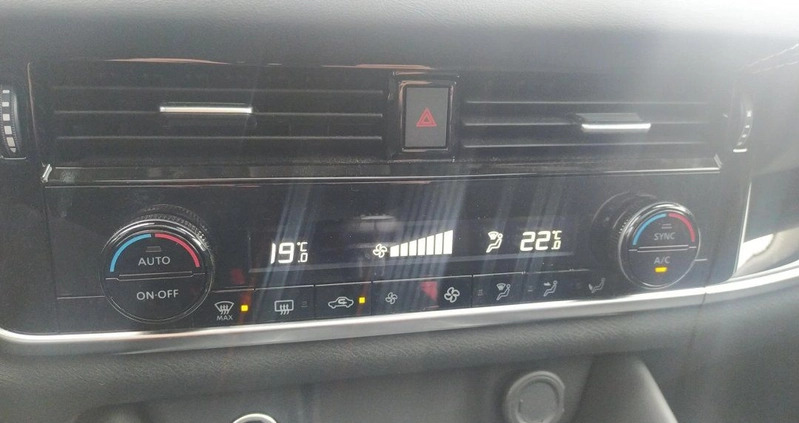 Nissan Qashqai cena 129900 przebieg: 17354, rok produkcji 2023 z Warszawa małe 301